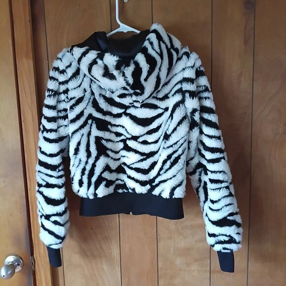 Cello Jeans Zebra Faux Fur Jacket Cropped Hooded Y2K Size M Festival - Picture 5 of 6